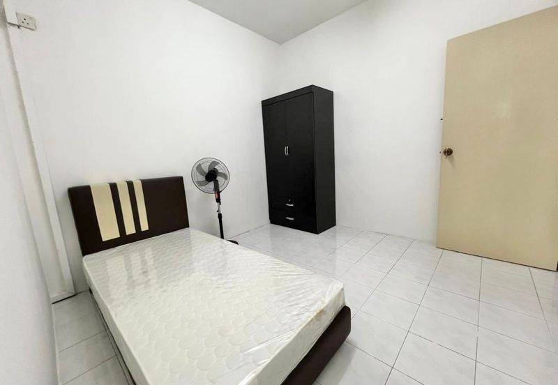 Summer Park Townhouse (Pangsapuri Alam Jaya), Bandar Baru Seri Alam