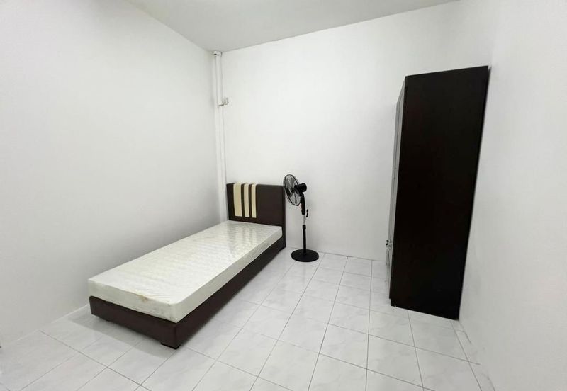 Summer Park Townhouse (Pangsapuri Alam Jaya), Bandar Baru Seri Alam