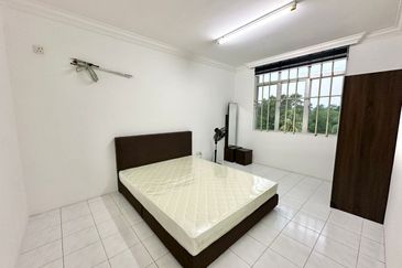 Summer Park Townhouse (Pangsapuri Alam Jaya), Bandar Baru Seri Alam