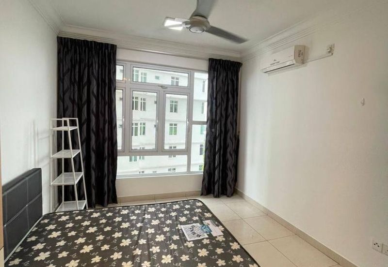 Golden Sands Seaview Residence