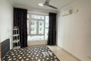 Golden Sands Seaview Residence