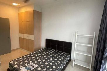 Golden Sands Seaview Residence