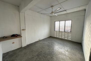 Flat Temenggong, Bandar Indahpura