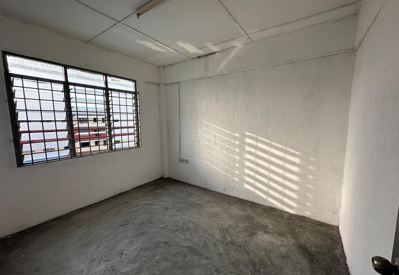 Flat Temenggong, Bandar Indahpura