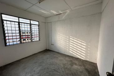 Flat Temenggong, Bandar Indahpura