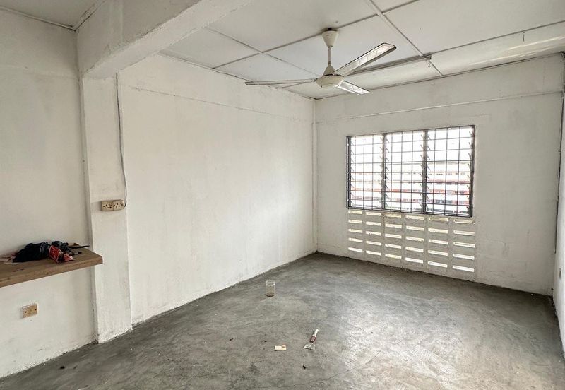 Flat Temenggong, Bandar Indahpura