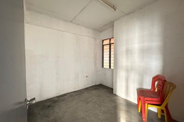 Flat Temenggong, Bandar Indahpura