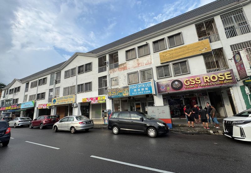 3 Storey Shop Lot, Jalan Ipoh, Taman Rainbow