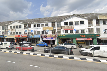 3 Storey Shop Lot, Jalan Ipoh, Taman Rainbow