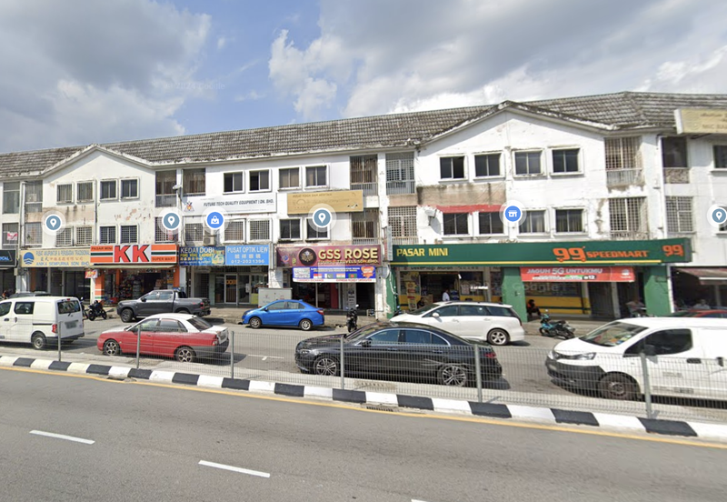 3 Storey Shop Lot, Jalan Ipoh, Taman Rainbow