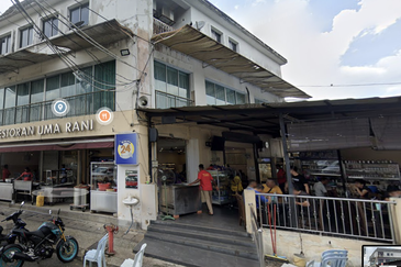 3 Storey Shop Lot, Jalan Ipoh, Taman Rainbow