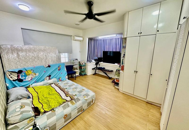 Bandar Country Homes