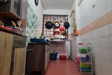 Pangsapuri Putra Damai