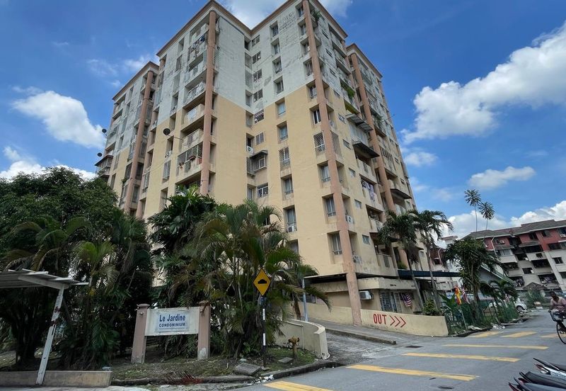 Le Jardine Condominium