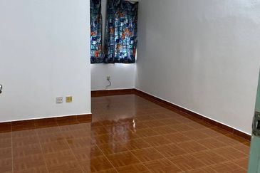 Putri Apartment
