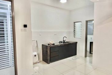 Platinum Splendor Residence