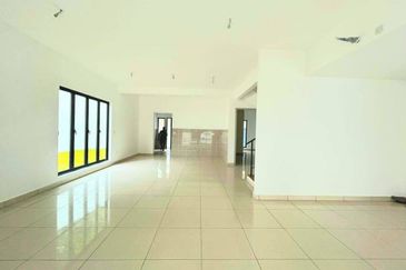 East 57 (Residensi Laman Timur)