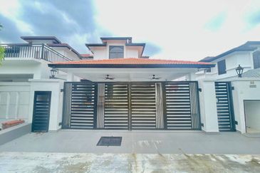 Jalan Suasana, Bandar Tun Hussein Onn