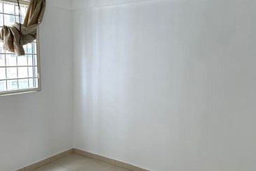 Beverly Tower @ Plaza Medan Putra