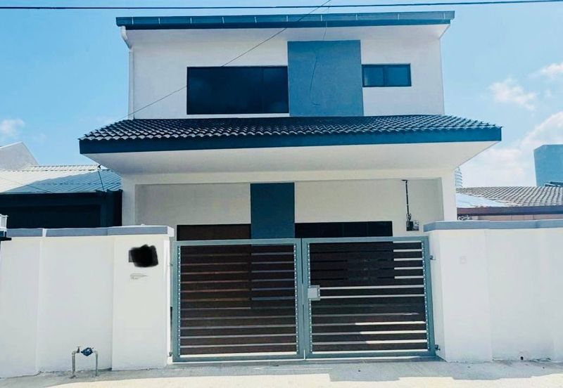 PJ Section 8 Double Storey Renovated For Sale