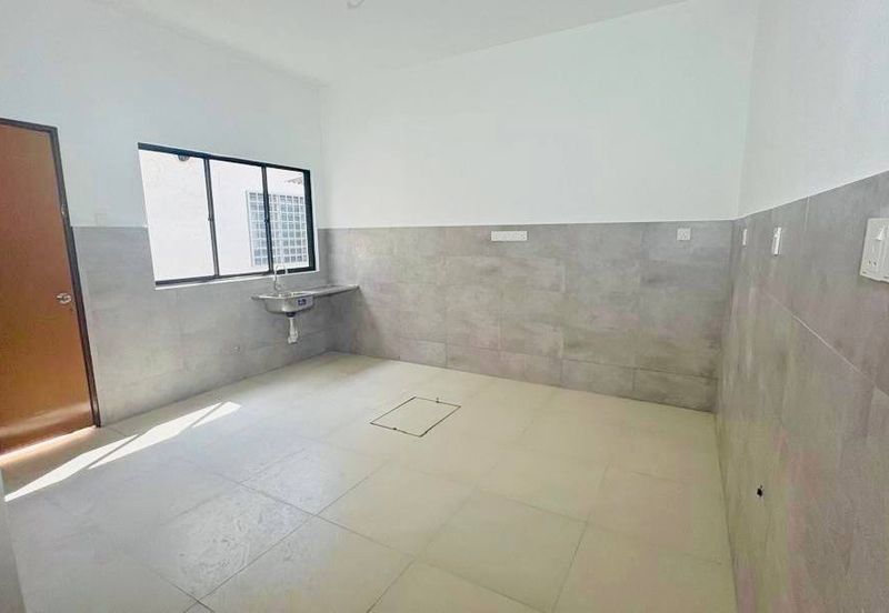 PJ Section 8 Double Storey Renovated For Sale