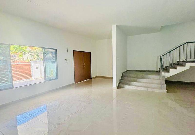 PJ Section 8 Double Storey Renovated For Sale