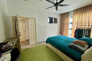 Ampang Taman Lembah Jaya Bungalow For Sale