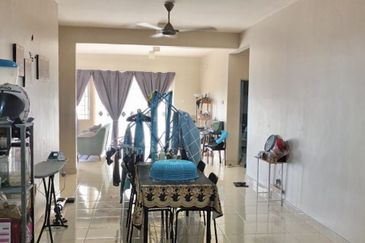 Platinum Hill Condo Pv8