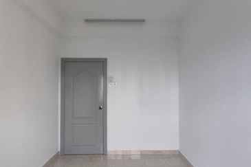 Kristal Villa Condominium