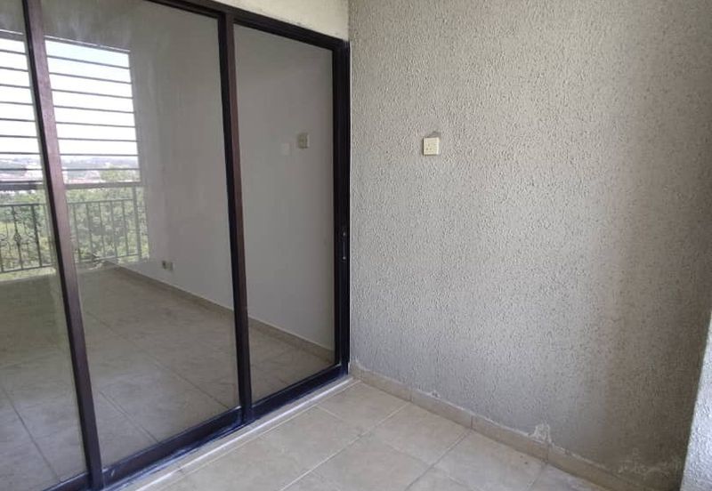 Kristal Villa Condominium