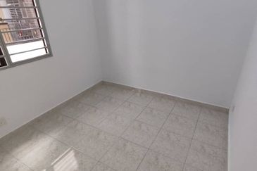 Kristal Villa Condominium