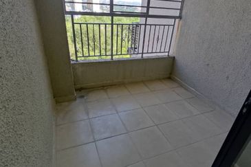 Kristal Villa Condominium