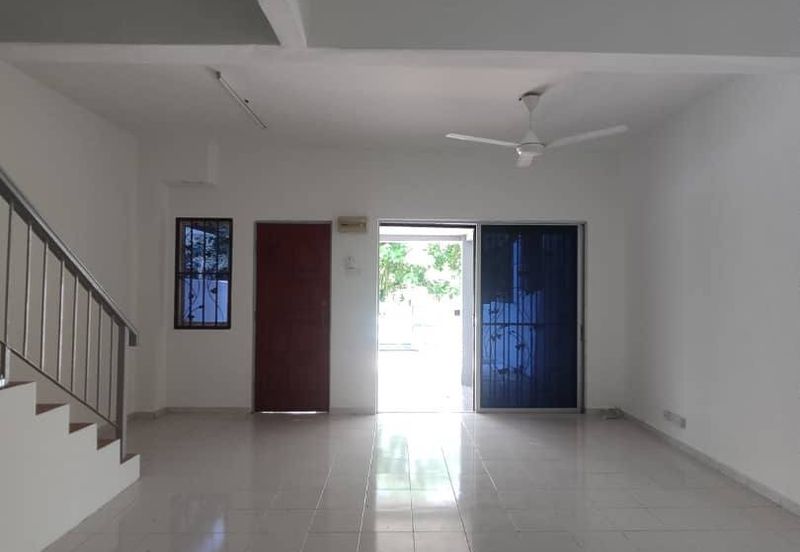 Pusat Bandar Putra Permai