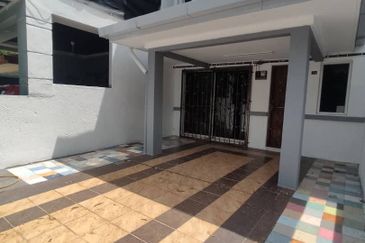 Pusat Bandar Putra Permai