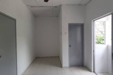 Pusat Bandar Putra Permai