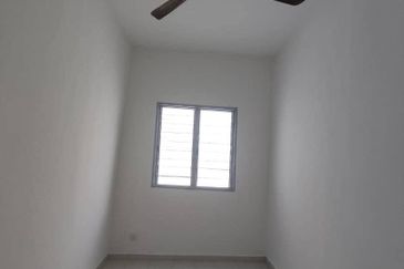 Pusat Bandar Putra Permai