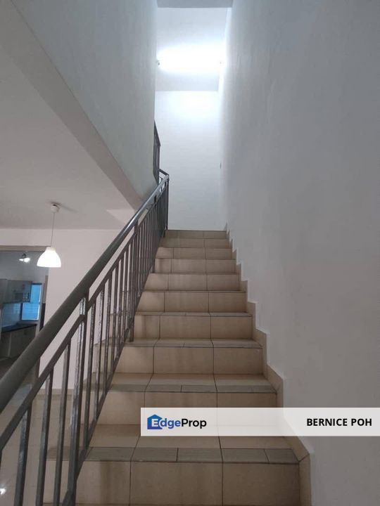 Double storey landed ONLY RM400k++, Selangor, Bandar Country Homes