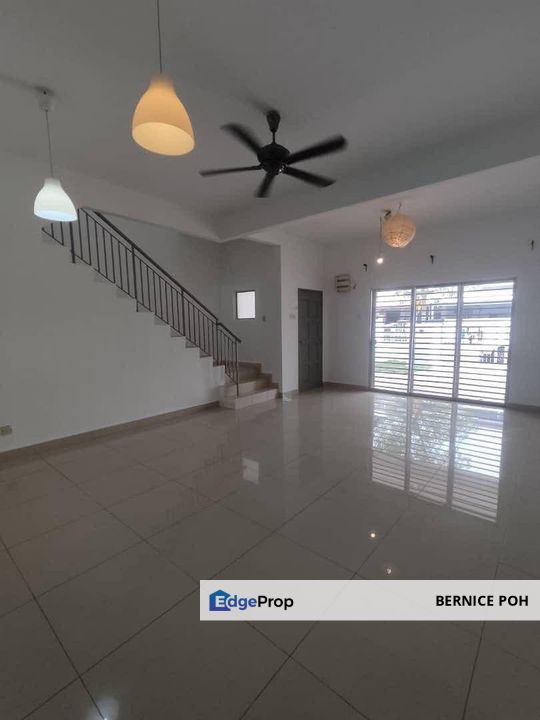 Double storey landed ONLY RM400k++, Selangor, Bandar Country Homes