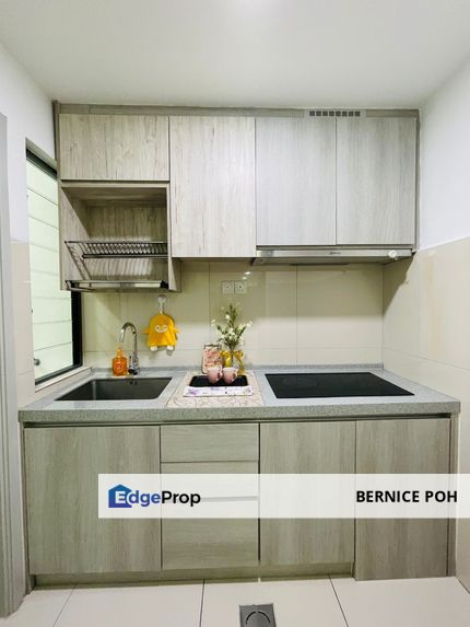 🏙️ Service Apartment For Sale @ Sfera Residensi, Seri Kembangan   🎉 FULL LOAN + RM27K CASH BACK + Newly Renovated!  , Selangor, Seri Kembangan