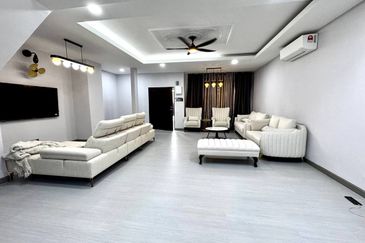 Seksyen 7 Shah Alam Jalan Pualam Double Storey Move In Condition