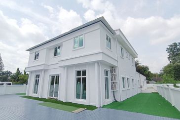 Double Storey Bungalow Lorong Ayer Bersih Setapak Well Maintained