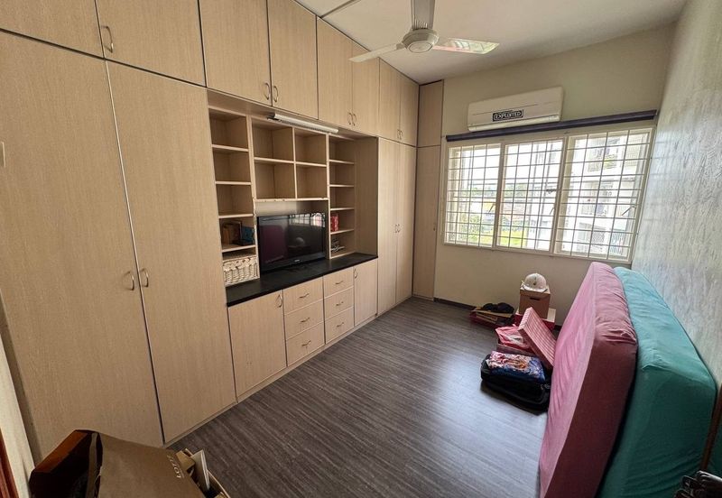 City Garden Orchid Court