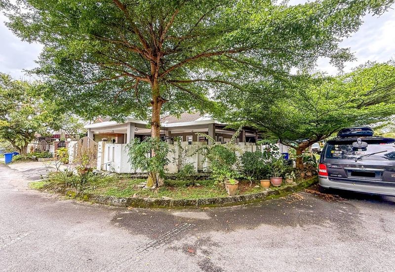 Taman Alam Megah, Seksyen 28