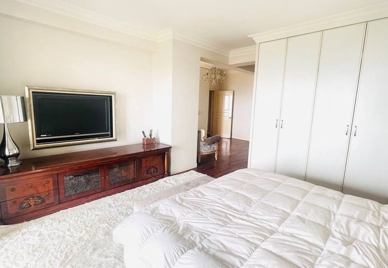 Seri Maya Condominium