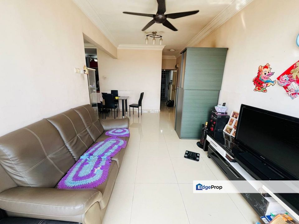 Vista Impiana Seri Kembangan Renovated Strat Ready, Selangor, Seri Kembangan