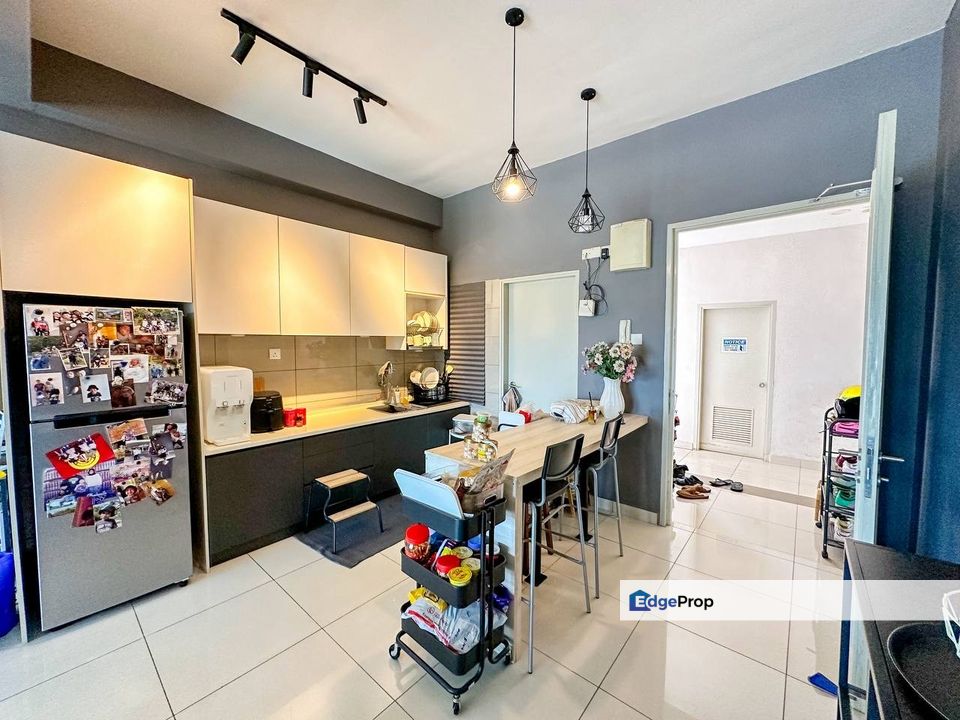 Lake Vista Residence Cheras Freehold 2 Car Parks, Selangor, Cheras