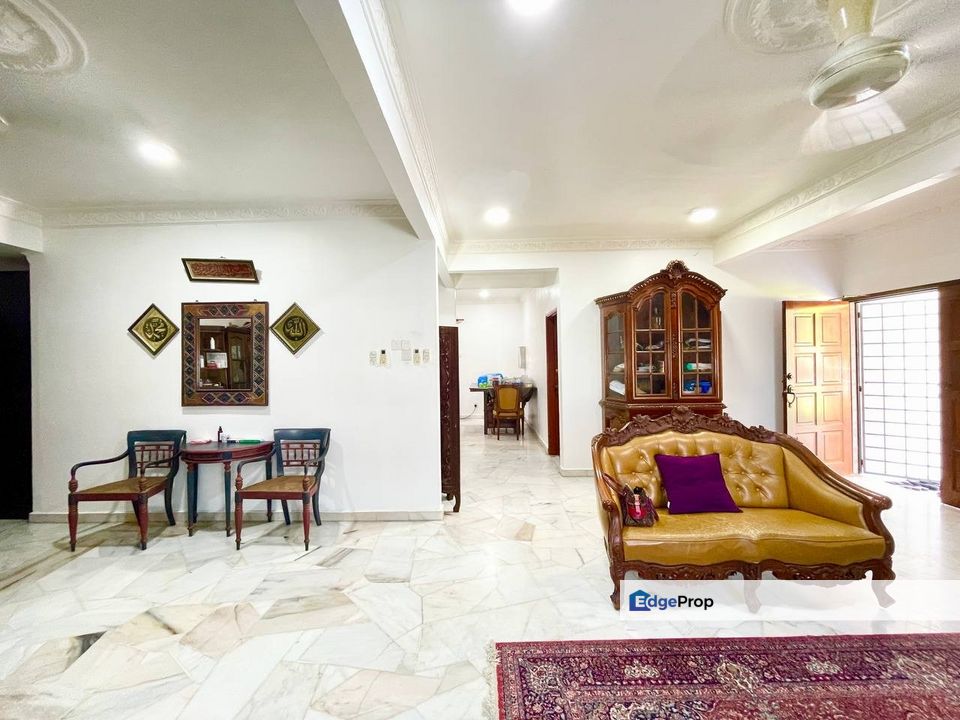 Seksyen 9 Shah Alam Renovated Extended Double Storey Bungalow, Selangor, Shah Alam