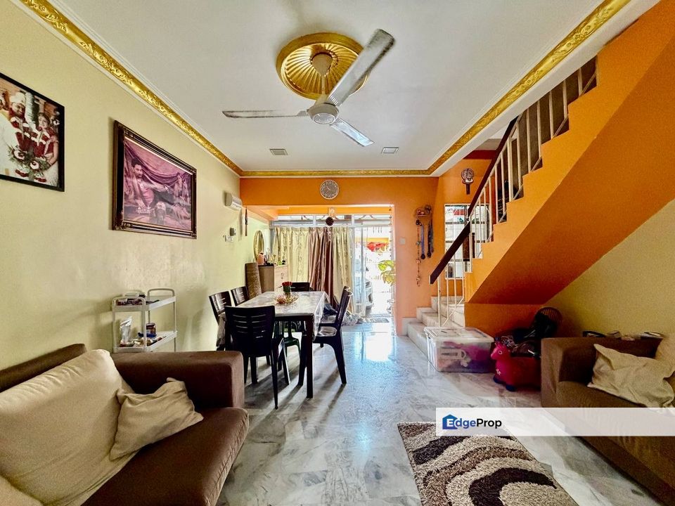 Taman Sri Gombak Fasa 9 Fully Renovated Extended Double Storey Terrace, Selangor, Batu Caves 