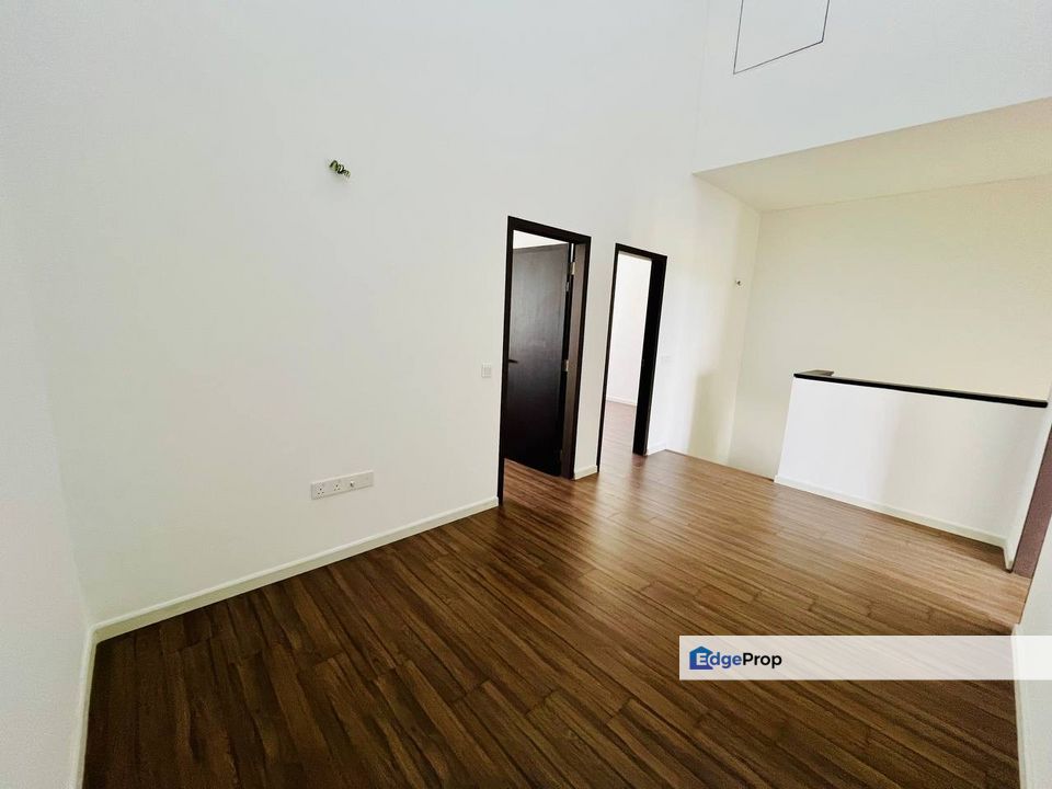 Serenia Anisa 1 Sepang Facing Open Double Storey, Selangor, Dengkil