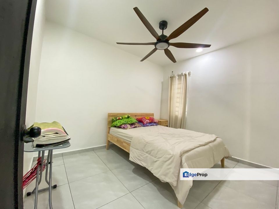 Taman Puchong Indah Selangor Renovated Single Storey with Swimming Pool, Selangor, Puchong